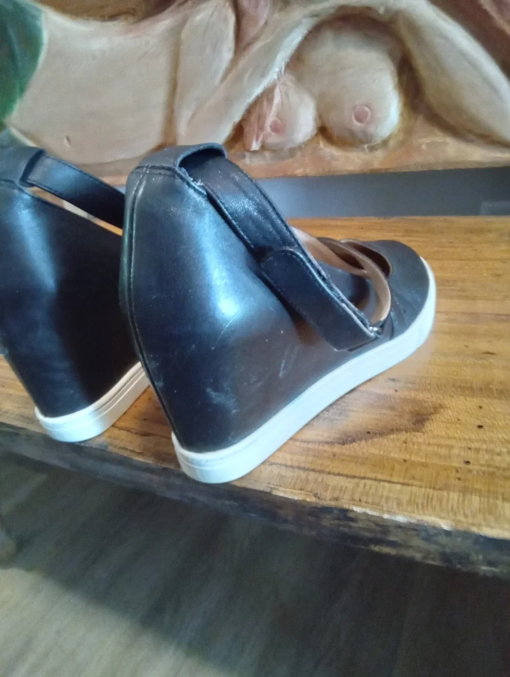 L.Paola Maci Sneaker Wedge Pump Sz 9 Black Leather Mary Jane  Platform Sneakers
